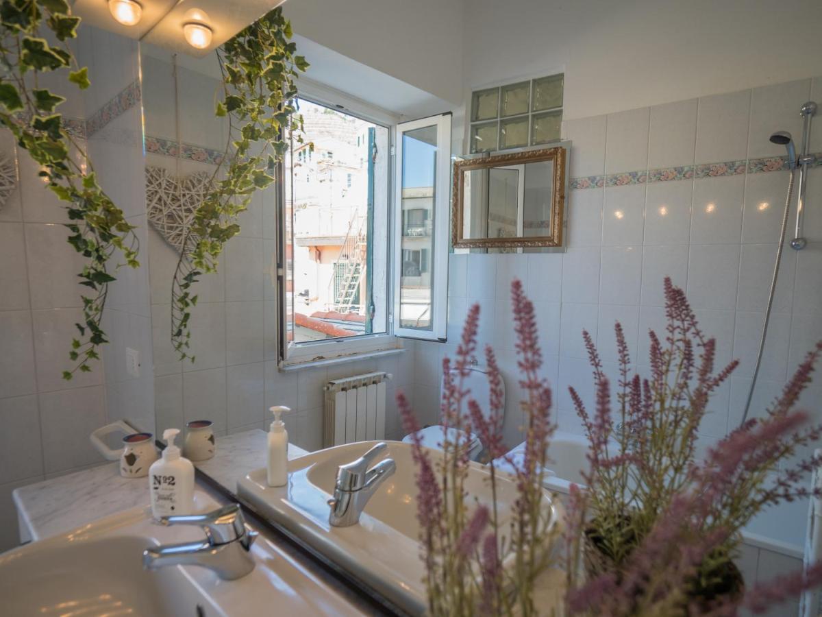 Recanissu Apartment With Balcony & Ac Vernazza Ngoại thất bức ảnh